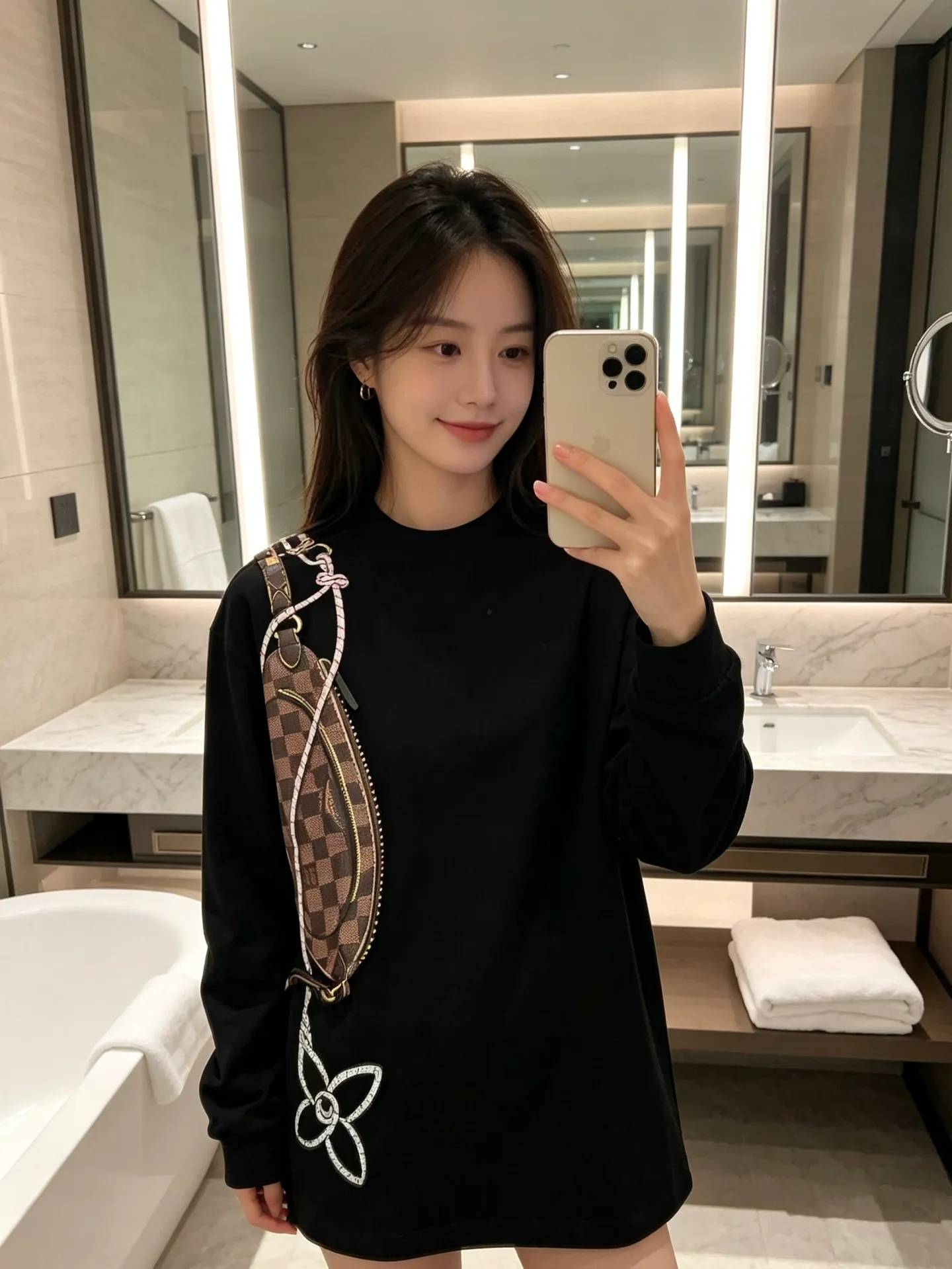 Louis Vuitton/Louis Vuitton chest bag printed long-sleeved T-shirt